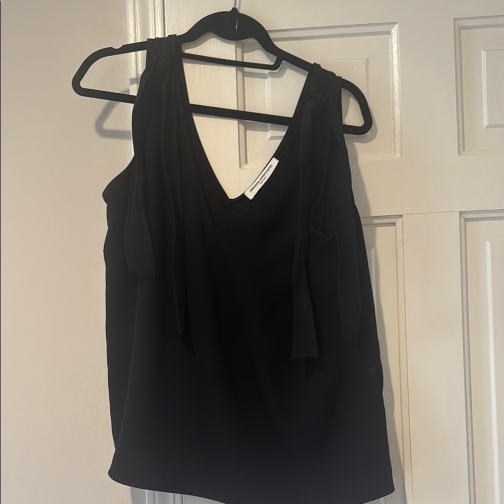 Amanda Uprichard bow top